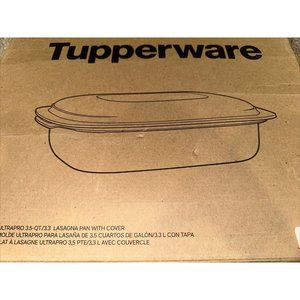 New Tupperware UltraPro 3.5 quart lasagna pan with cover